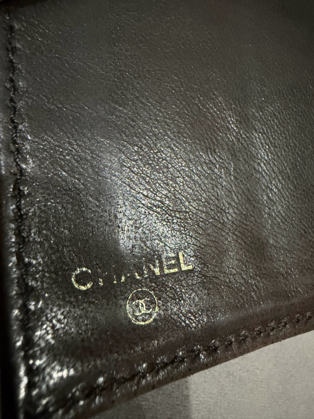 Vintage caviar Chanel black and gold clutch wallet on chain crossbody bag - Picture 11 of 17